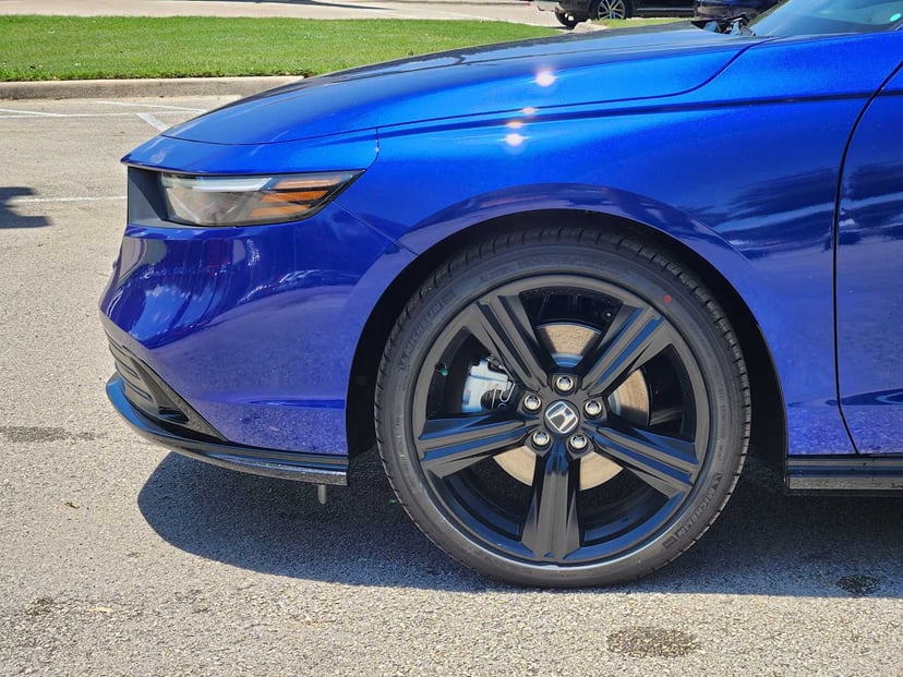 2026 Honda Accord Hybrid - Image 6