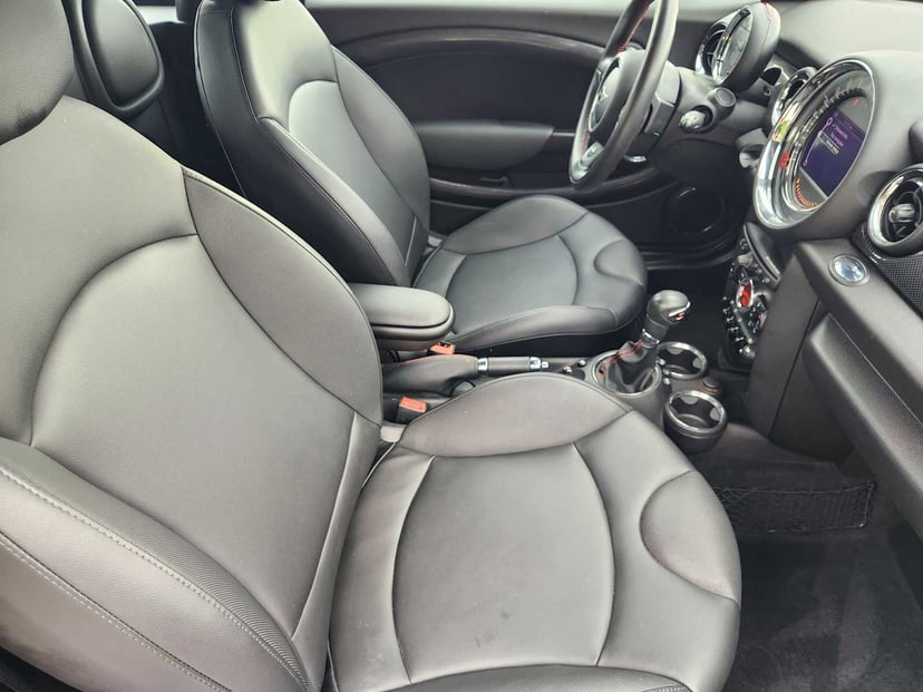 2015 MINI Coupe - Image 14