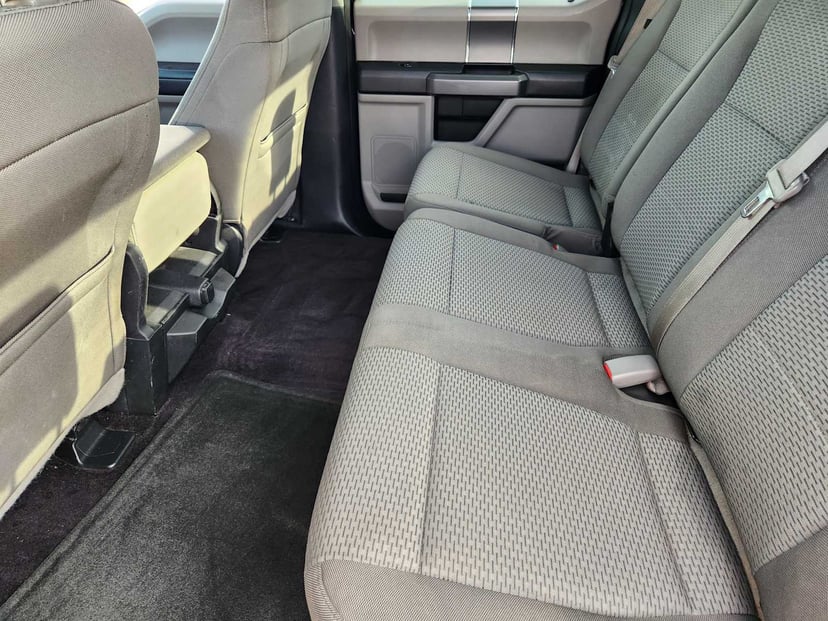 2017 Ford F-150 - Image 30