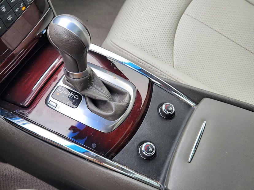 2012 INFINITI G37 Sedan - Image 20