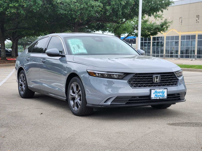 2026 Honda Accord Hybrid - Image 3