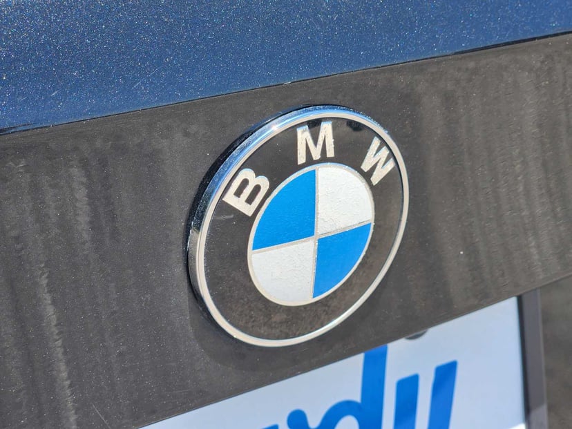 2009 BMW 335i - Image 11