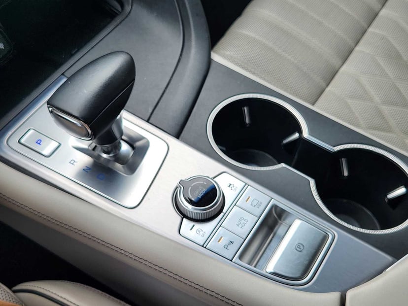 2019 Genesis G70 - Image 20