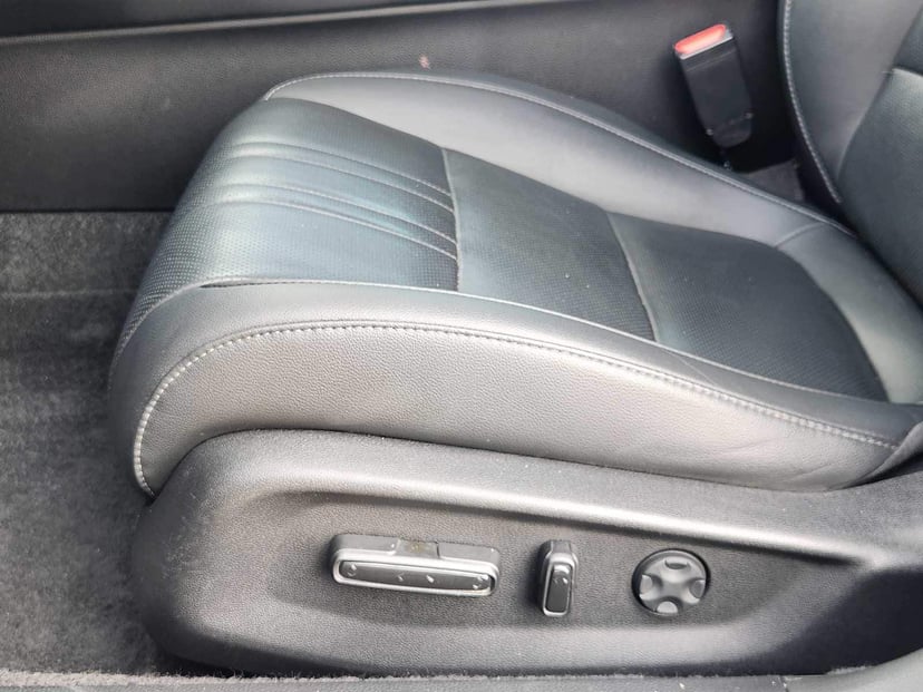 2022 Honda Accord - Image 24