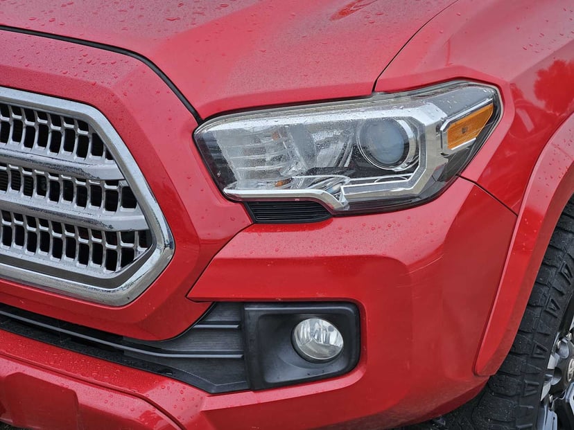 2016 Toyota Tacoma - Image 7