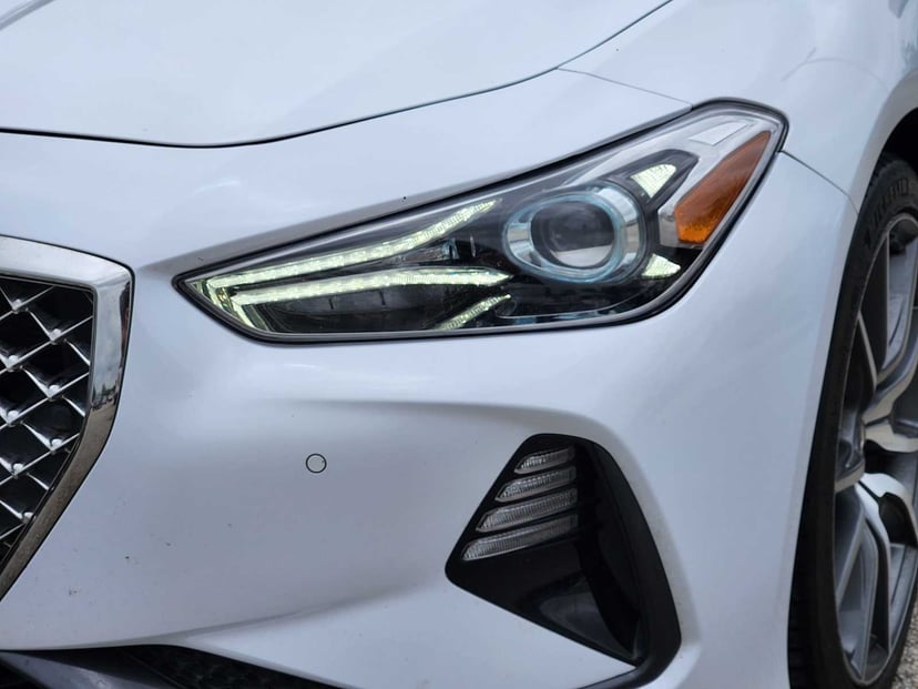 2019 Genesis G70 - Image 7