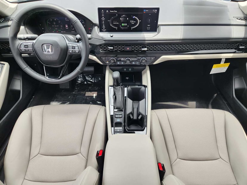2026 Honda Accord Hybrid - Image 21