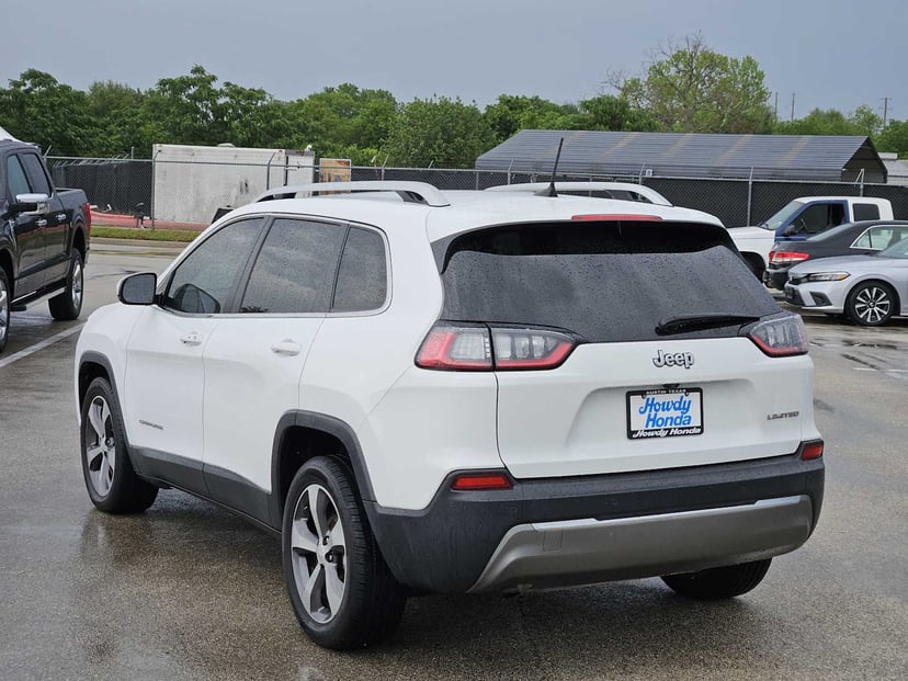 2019 Jeep Cherokee - Image 5