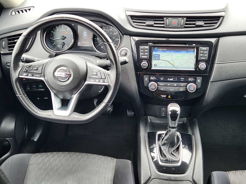 2017 Nissan Rogue - Image 27