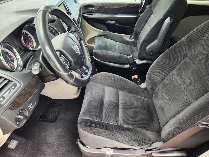 2019 Dodge Grand Caravan - Image 12