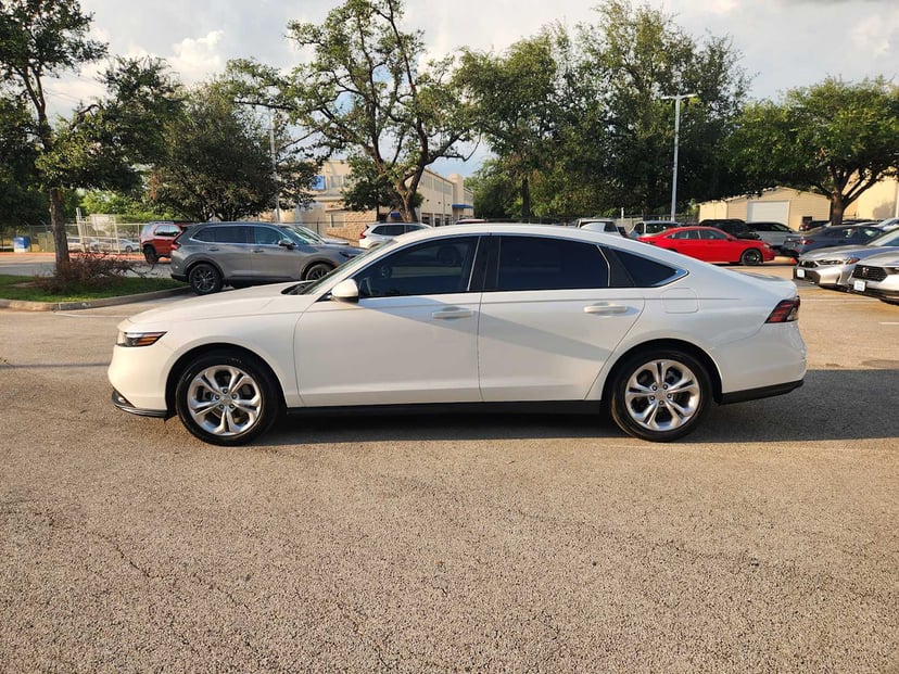 2025 Honda Accord - Image 4