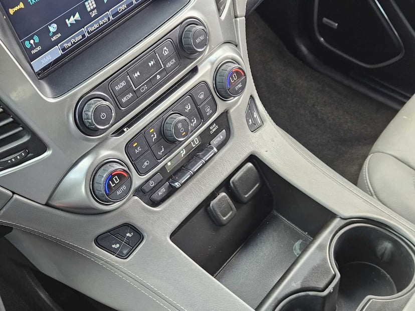 2016 Chevrolet Tahoe - Image 19