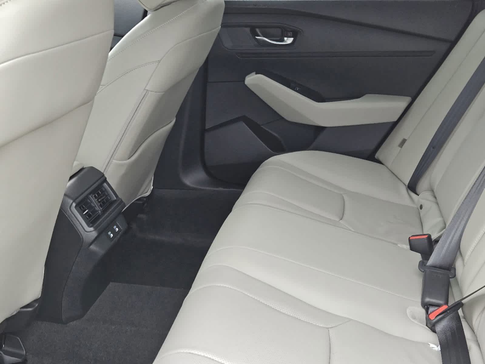 2025 Honda Accord Hybrid - Image 26