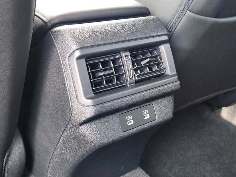 2025 Honda Accord Hybrid - Image 30