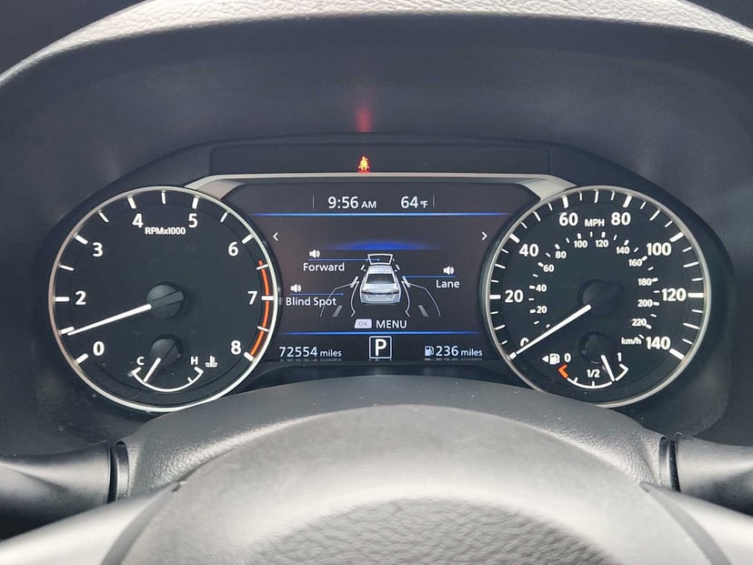 2021 Nissan Altima - Image 16