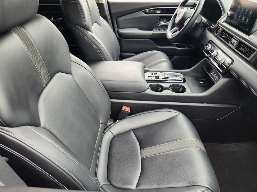 2025 Honda Pilot - Image 13