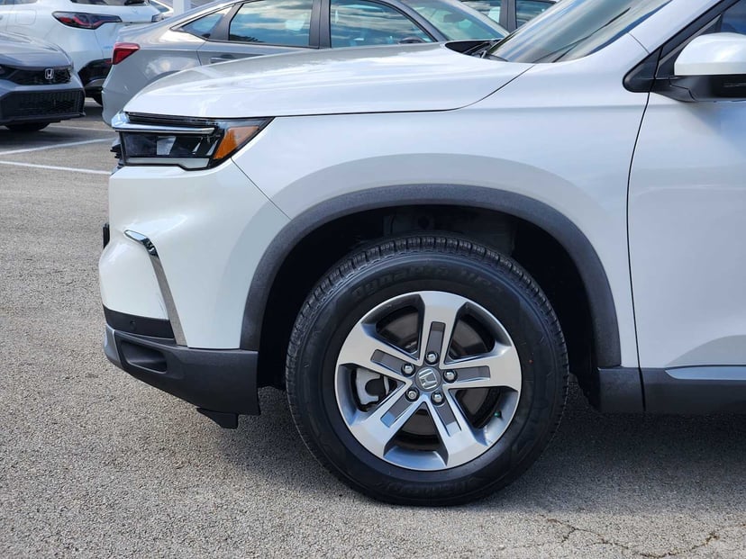 2024 Honda Pilot - Image 8