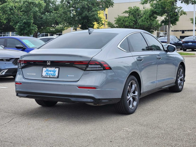 2026 Honda Accord Hybrid - Image 4