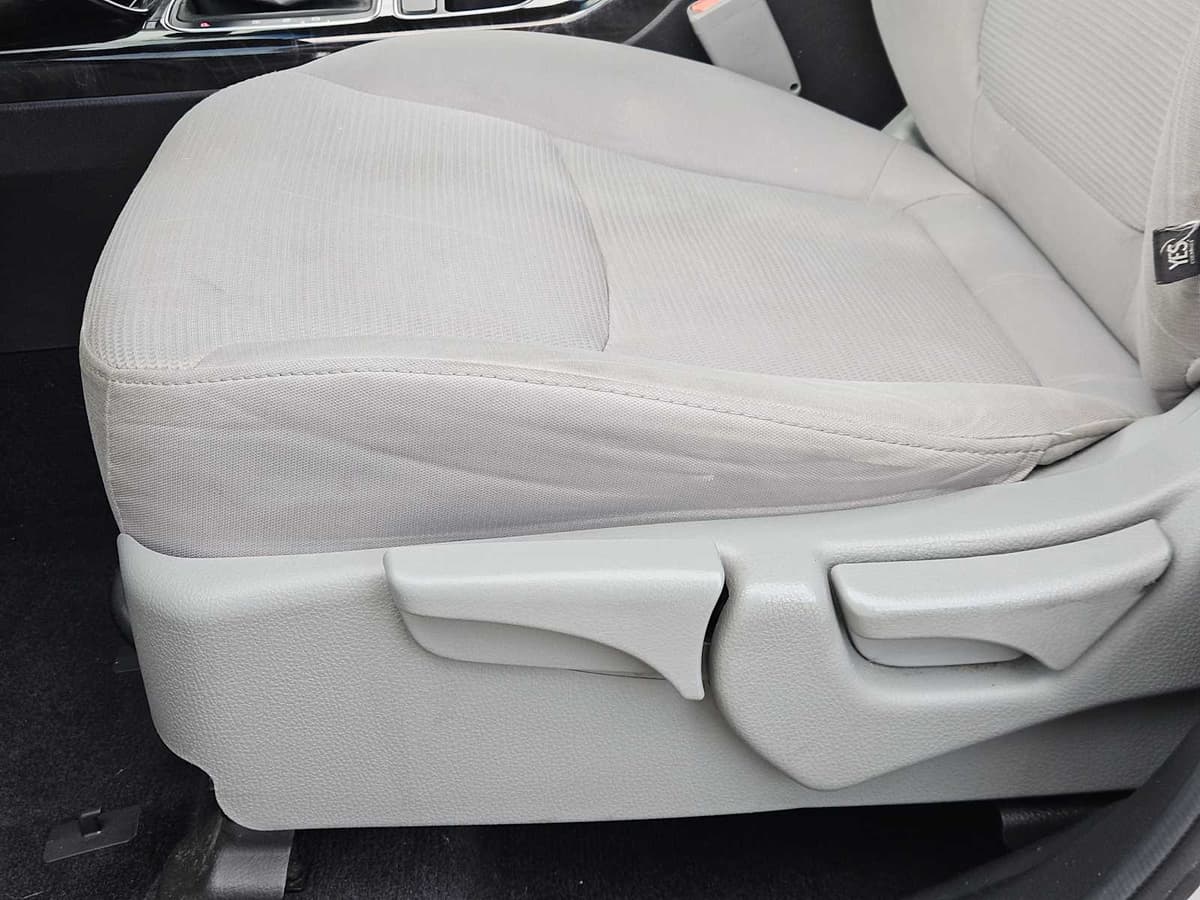 2015 Kia Sorento - Image 23