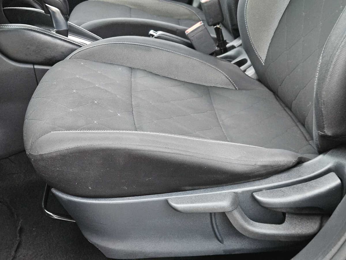 2020 Nissan Kicks - Image 23