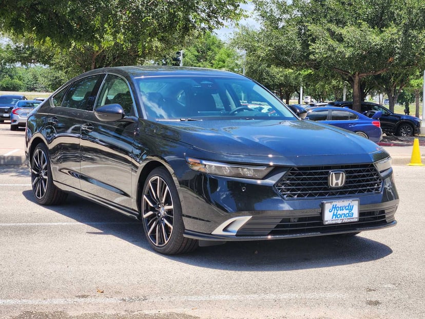 2026 Honda Accord Hybrid - Image 2
