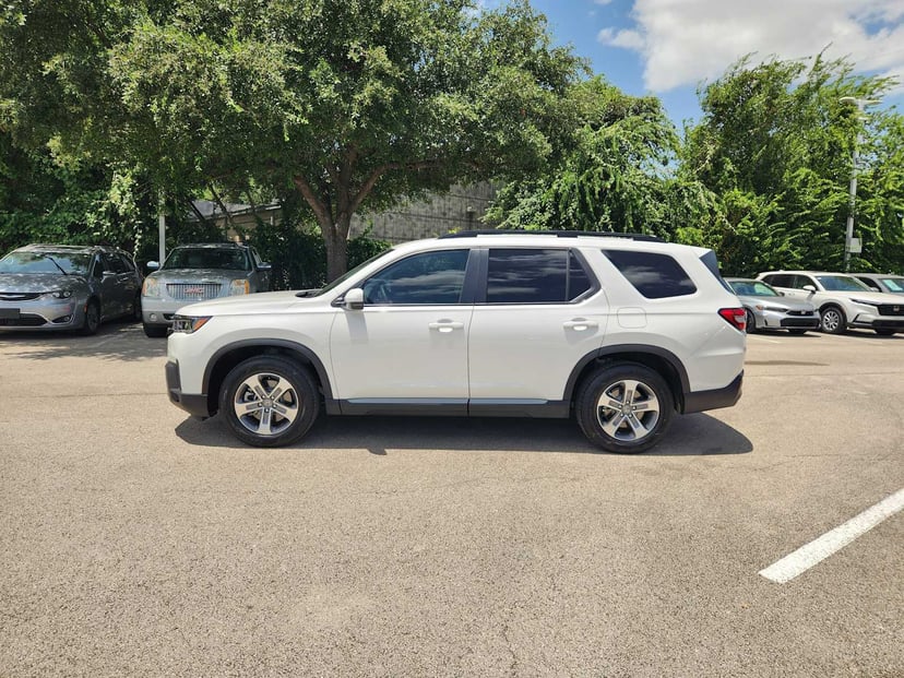 2026 Honda Pilot - Image 3