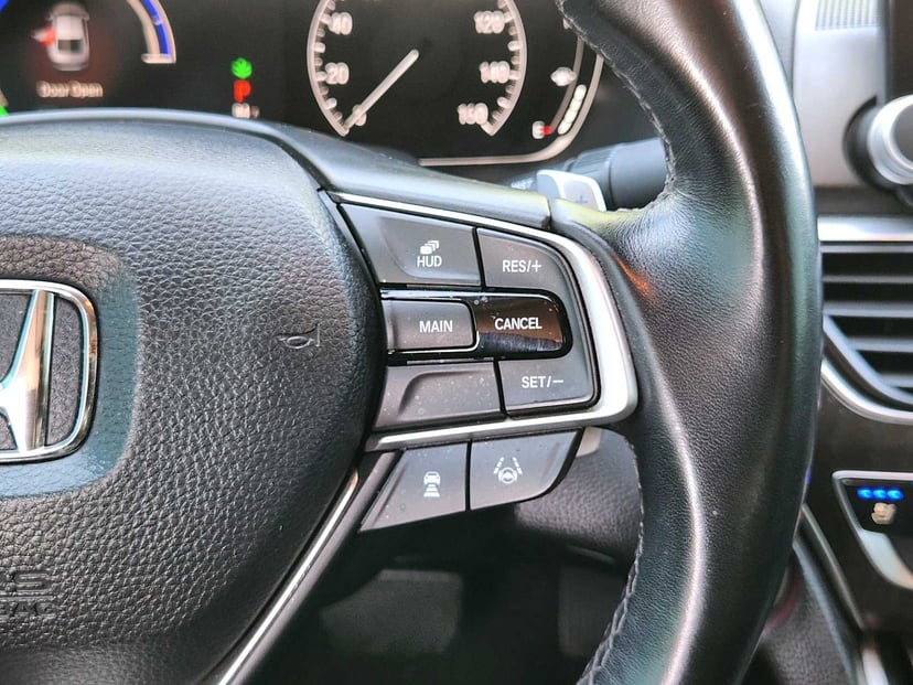 2019 Honda Accord Hybrid - Image 29