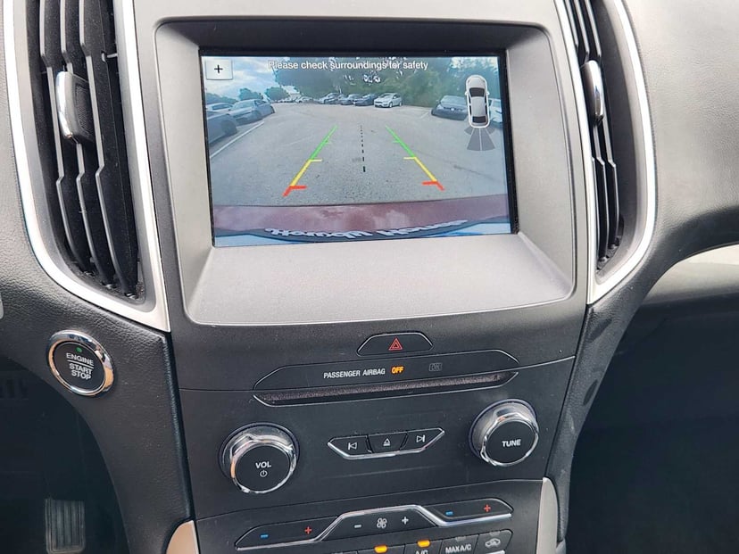 2016 Ford Edge - Image 18