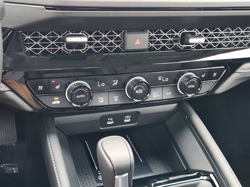 2026 Honda Accord Hybrid - Image 15