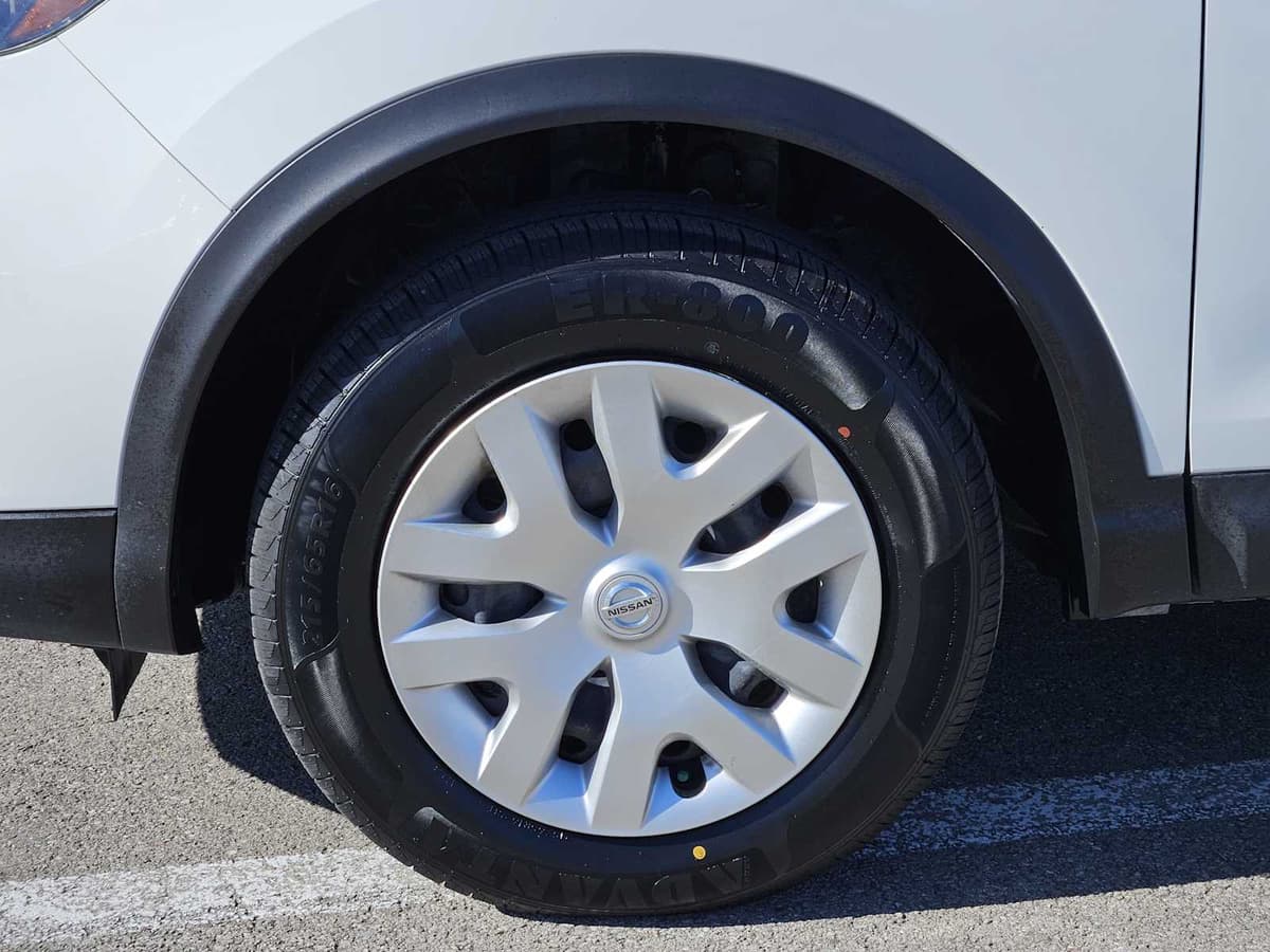 2020 Nissan Rogue Sport - Image 9