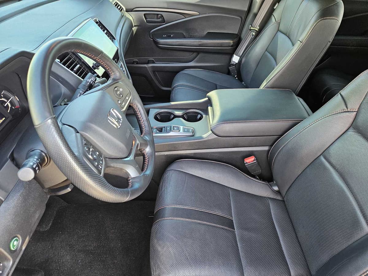2024 Honda Passport - Image 13