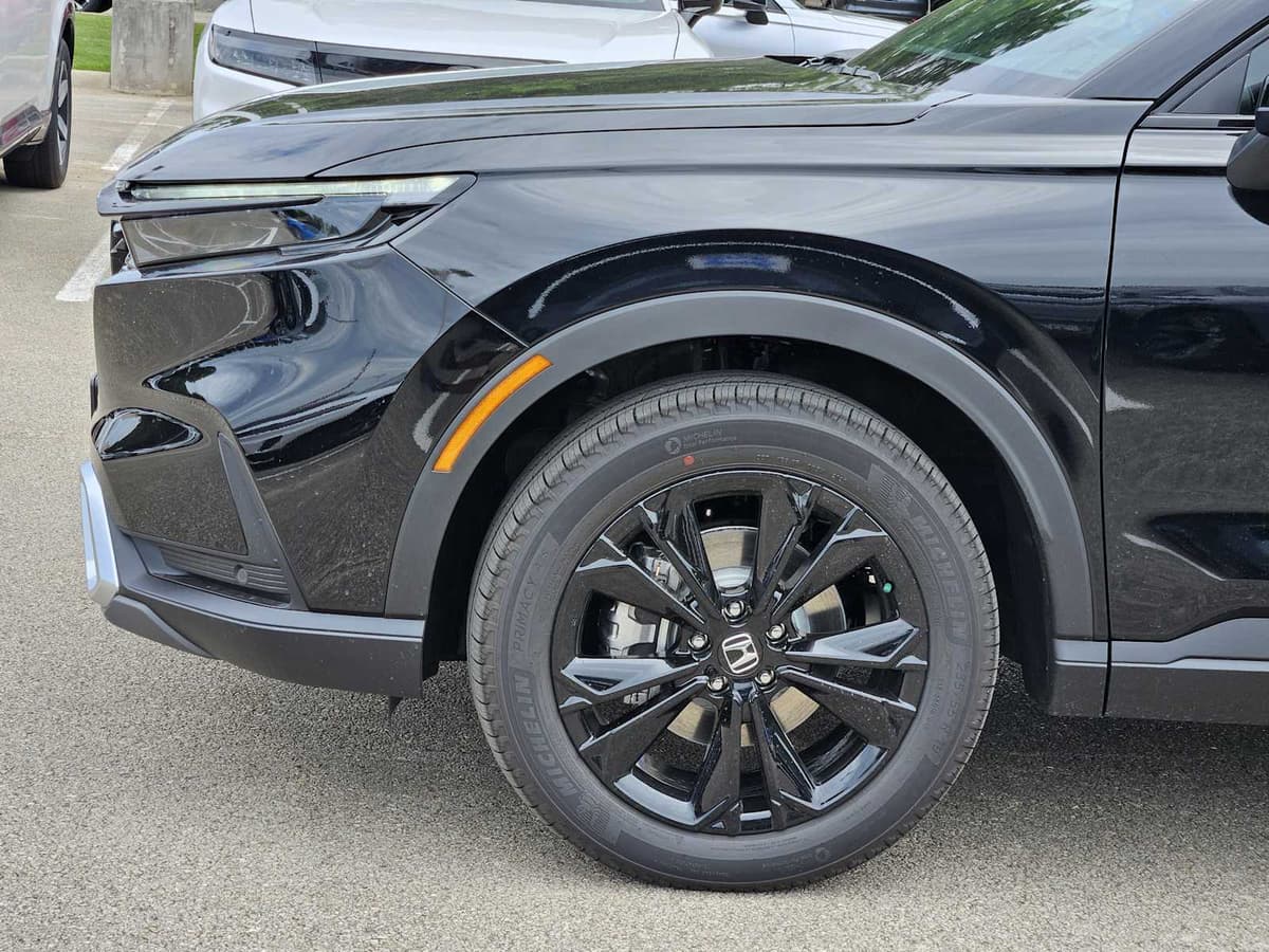 2026 Honda CR-V Hybrid - Image 8
