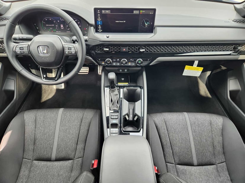 2025 Honda Accord Hybrid - Image 26