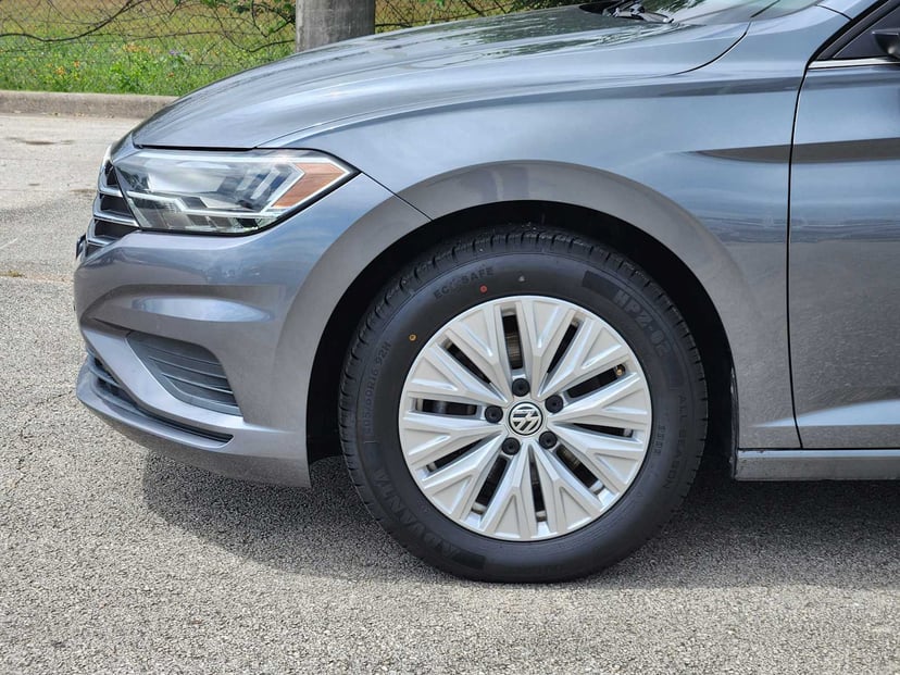 2019 Volkswagen Jetta - Image 8