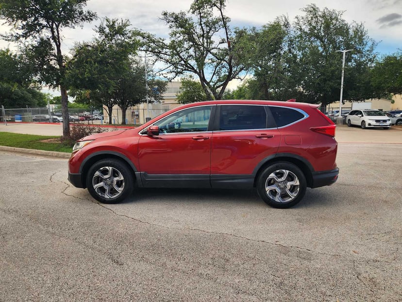 2017 Honda CR-V - Image 2