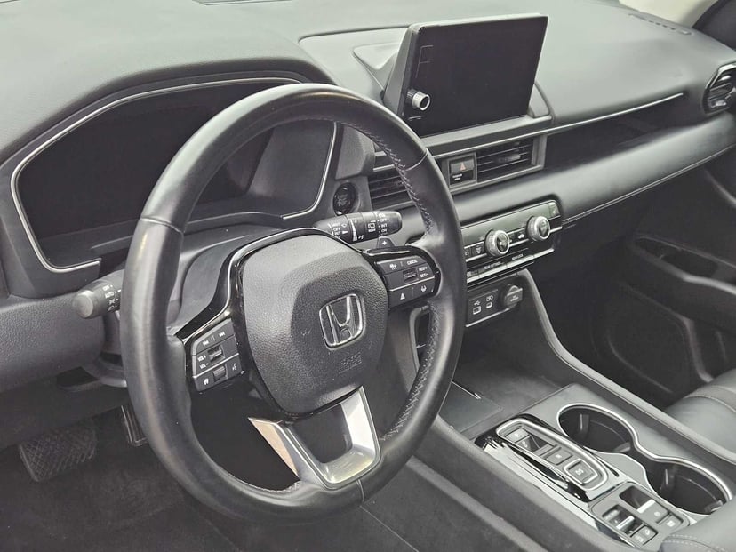 2023 Honda Pilot - Image 2