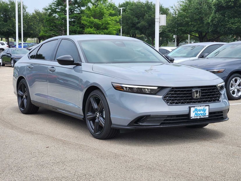 2026 Honda Accord Hybrid - Image 2