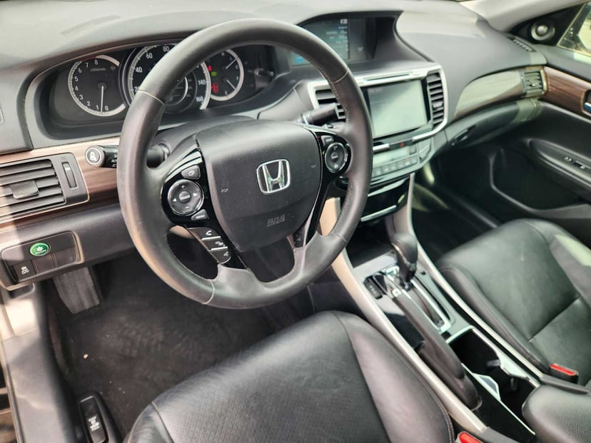 2017 Honda Accord - Image 2