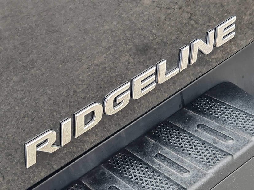 2023 Honda Ridgeline - Image 12