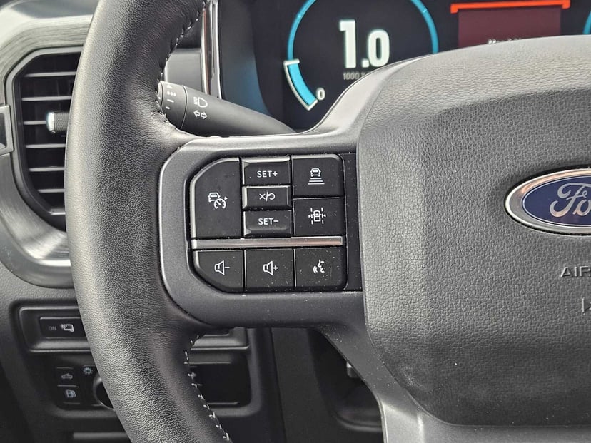 2023 Ford F-150 - Image 28