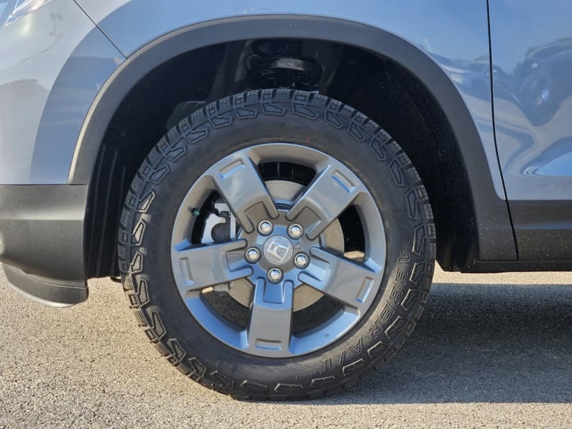 2026 Honda Ridgeline - Image 8