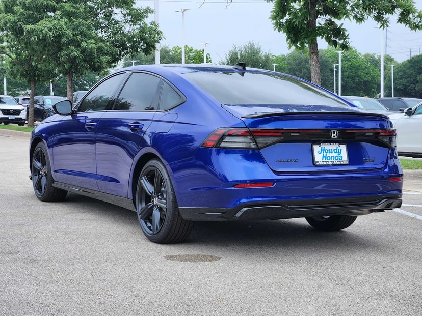 2026 Honda Accord Hybrid - Image 3