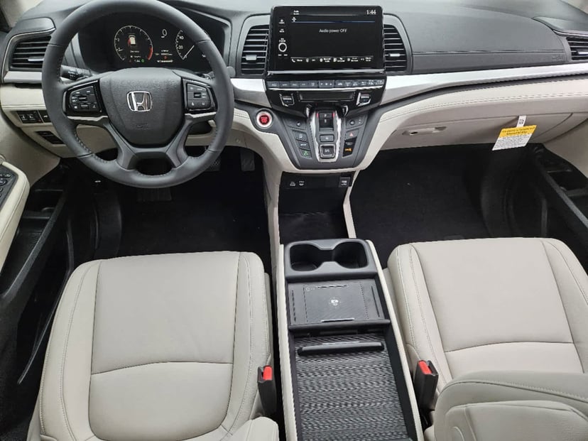 2026 Honda Odyssey - Image 19