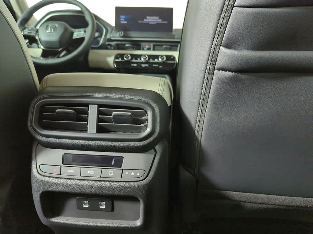 2026 Honda Pilot - Image 25