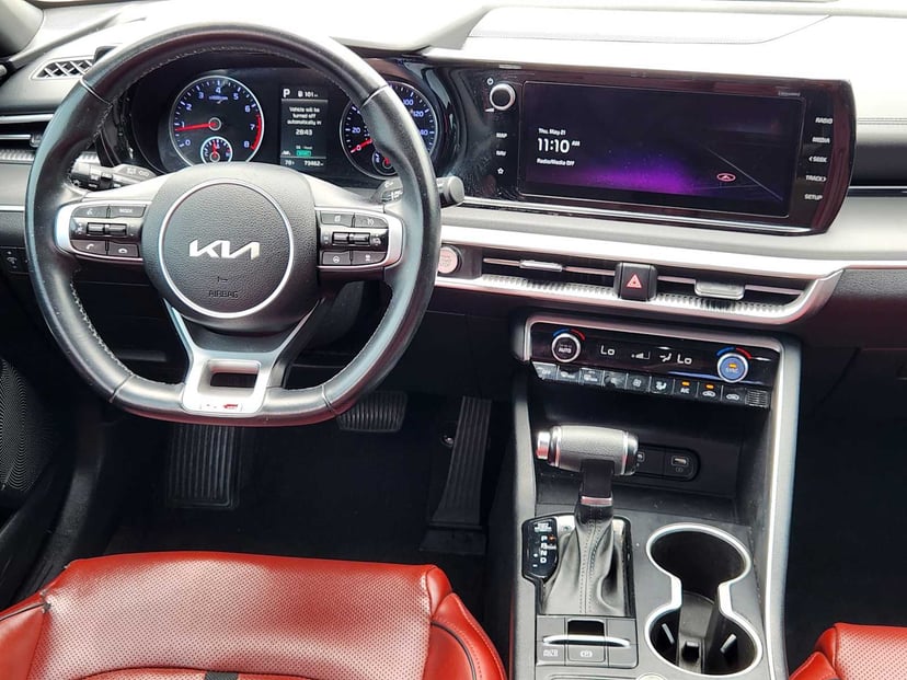 2022 Kia K5 - Image 27