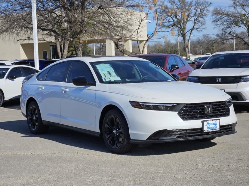 2025 Honda Accord - Image 3
