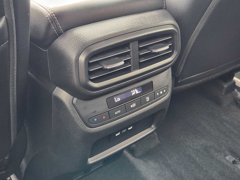 2025 Honda Pilot - Image 28