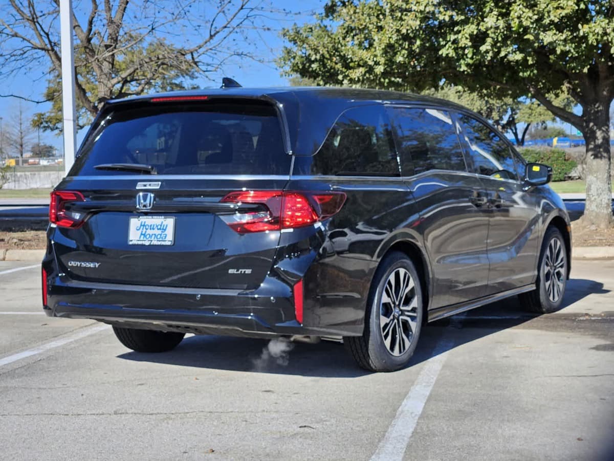 2026 Honda Odyssey - Image 4