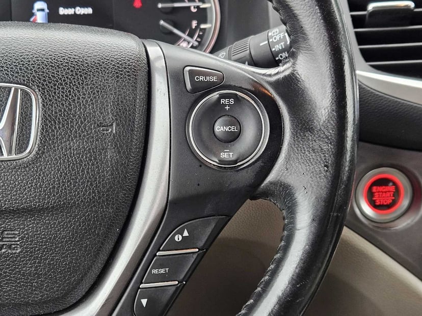2016 Honda Pilot - Image 24