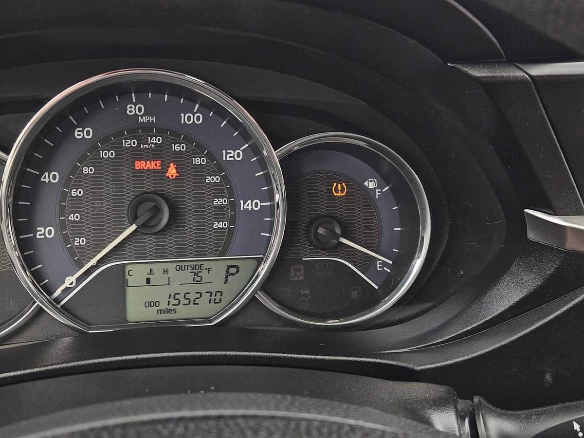 2014 Toyota Corolla - Image 16